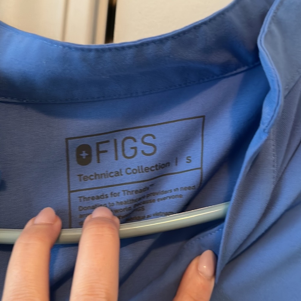 Rafaela Oversized Scrub Top (Ceil Blue) - Picture 3 of 3